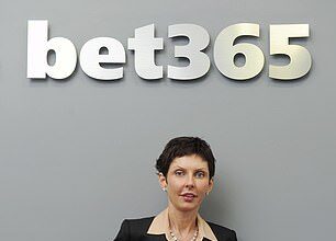 A chefe da Bet365 mais bem paga do Reino Unido, Denise Coates, viu os ganhos subirem para £ 261 milhões