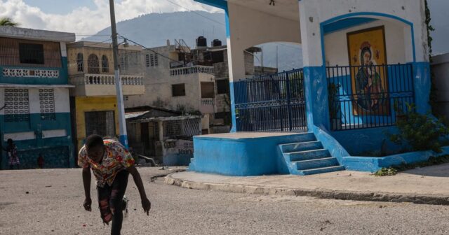 12092025_HaitiMess-tzrDec8_tzr_110659.jpg