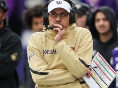 O técnico do Washington, Jedd Fisch, reitera compromisso com os Huskies em meio a rumores de Michigan