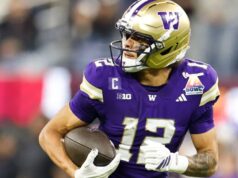 A estrela do UW, WR Denzel Boston, retornará aos Huskies na próxima temporada?