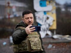 Guerra Ucrânia-Rússia, notícias de hoje. Berlim, começa a reunião Zelensky-Witkoff