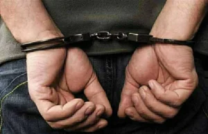 Um homem e a sua filha foram presos sob a acusação de desenterrar antiguidades dentro de uma casa em Menoufia.