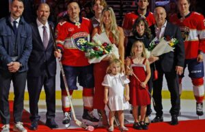 Panteras homenageiam o milésimo ponto de Brad Marchand com cerimônia