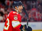 Brad Marchand, dos Panteras, não enfrentará uma lesão no joelho na cabeça