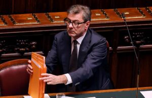 As pensões estão em andamento em muitos casos: o trabalho está suspenso na comissão