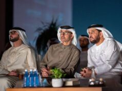 Hamdan e Hazza bin Zayed testemunham a abertura do Festival Internacional de Liwa