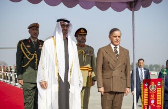 Mohammed bin Zayed: Os EAU estão interessados em expandir os horizontes da sua cooperação com o Paquistão