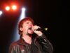 CJ Snare, vocalista da famosa banda de rock Firehouse, morre aos 64 anos após uma longa batalha contra o câncer de cólon