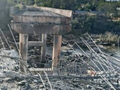 Tailândia lança nova ofensiva enquanto Camboja suspende todas as passagens de fronteira | Notícias de conflito