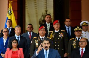 Remover Maduro do poder pode ser fácil