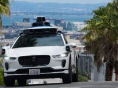 Autoridades federais estão investigando depois que um carro Waymo atingiu um menino perto de uma escola