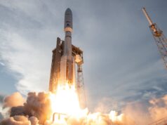 Veja como um foguete Atlas V lança 27 satélites de Internet da Amazon em órbita em 15 de dezembro.