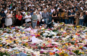 Polícia australiana diz que tiroteio em massa em Bondi Beach foi inspirado pelo ISIS