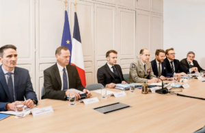 A União Europeia pretende congelar os bens russos devido à guerra na Ucrânia, e Orban critica esta medida