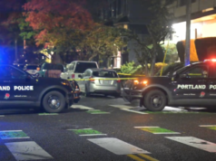 Um homem ficou ferido. Uma pessoa é hospitalizada após um tiroteio em um estacionamento no sudeste de Portland.