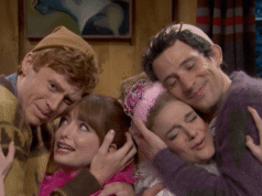 A estreia de Josh O’Connor no ‘Saturday Night Live’ foi marcada por esquetes fracos e desconexos