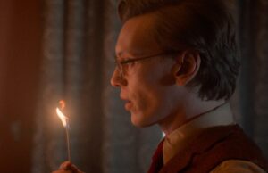 Jamie Campbell Bower em ‘Sr. WhatsIt,’ ‘Inspiração de Culto’