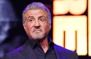 Stallone revelou que seus pais não compareceram ao Oscar, apesar do sucesso de Rocky