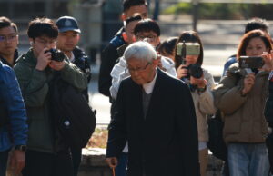 Hong Kong, Jimmy Lai culpado de invasão e sedição