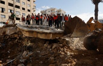 Autoridades de Gaza tentam encontrar corpos nos escombros em meio à tempestade de inverno | Notícias sobre o conflito israelo-palestiniano