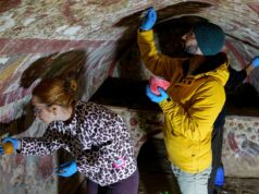 Arqueólogos descobriram um raro afresco de Cristo em estilo romano em uma tumba na Turquia