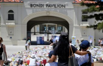 O ex-ministro australiano disse: “O Islão radical foi o catalisador” do pior ataque terrorista da Austrália.