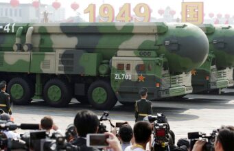 China carrega 100 novos ICBMs em campos de silos perto da região fronteiriça da Mongólia: relatório
