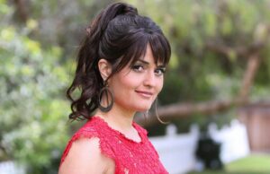 Danica McKellar revela seus segredos de fitness para permanecer em forma aos 50 anos