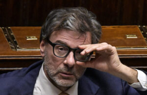 Manobra: são eliminadas as regras sobre pensões, indemnizações e seguros. Schlein: ‘Está quase todo quebrado’ – Notícias