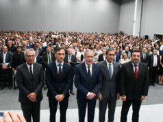 O governador Elias Suarez inaugurou os 137 comissários municipais eleitos em 26 de outubro.