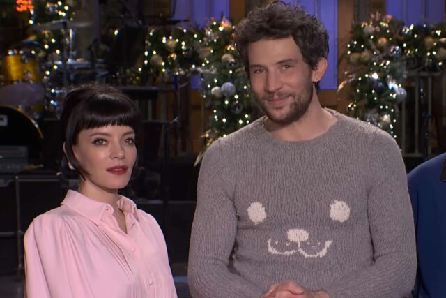 josh-oconnor-lily-connor-SNL-121225-9384aa7235e34dfca085a35cb03c8ade.jpg