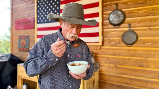 kent-rollins-eating-bison-chili.jpg