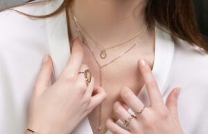 Os melhores estilos de joias corporais para o verão em Milão