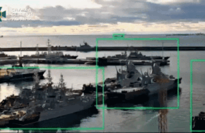 Ucrânia atinge um submarino russo com um drone subaquático no porto de Novorossiysk