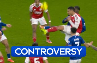 Consulte Assistir AO VIVO! Análise das polêmicas decisões de pênaltis de Everton e Newcastle