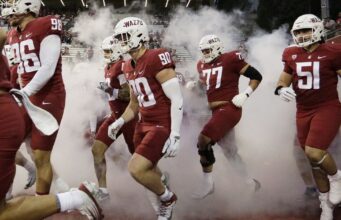 Washington State Cougars joga contra Utah State no Idaho Potato Bowl