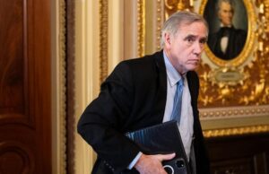 Senador do Oregon lança campanha individual para reformar a obstrução