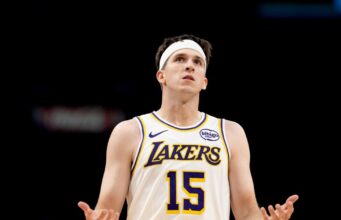 Austin Reaves, do Lakers, ficará ausente por pelo menos um mês devido a uma lesão na panturrilha