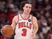 Josh Giddey, dos Bulls, afastado por pelo menos duas semanas devido a uma distensão no tendão da coxa