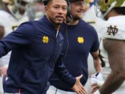 Notre Dame desiste da consideração do bowl depois de ser deixada de fora dos playoffs com a entrada de Alabama e Miami