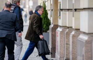 Enviado dos EUA chega a Berlim para mais uma rodada de negociações de paz na Ucrânia