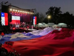 Chilenos estão divididos em uma eleição presidencial que se inclina para a direita