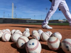 Marinheiros em negociações com o principal prospecto dominicano para 2027 internacional