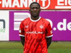 O dinheiro do Kaiserslautern entrou quando Aremu se juntou ao Aberdeen e Elvedi foi emprestado ao Fürth