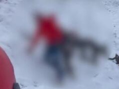 Helvellyn de jeans no gelo: dois meninos de 15 e 16 anos, exceto caminhantes de emergência