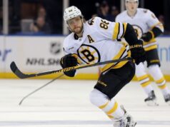 David Pastrnak é o sexto jogador do Bruins a atingir 900 pontos na carreira