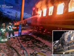 Cinco pessoas morreram na Ucrânia depois que um drone russo colidiu com um trem de passageiros