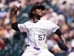 Os Yankees adquiriram RHP Angel Chioli das Montanhas Rochosas