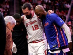 Relatório: Rockets C Steven Adams completou uma cirurgia no tornozelo