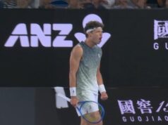 Shelton rugiu após um retorno impressionante